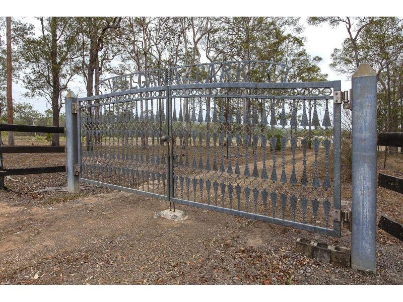 208 Skyring Creek Road, Belli Park QLD 4562