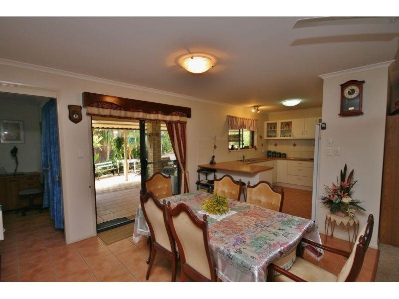 3 Inverary Court, Southside QLD 4570
