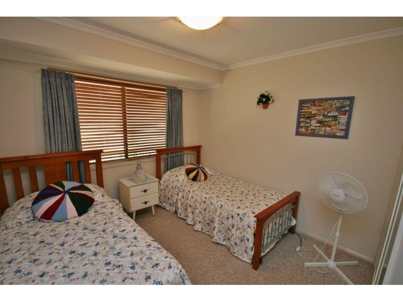 3 Inverary Court, Southside QLD 4570