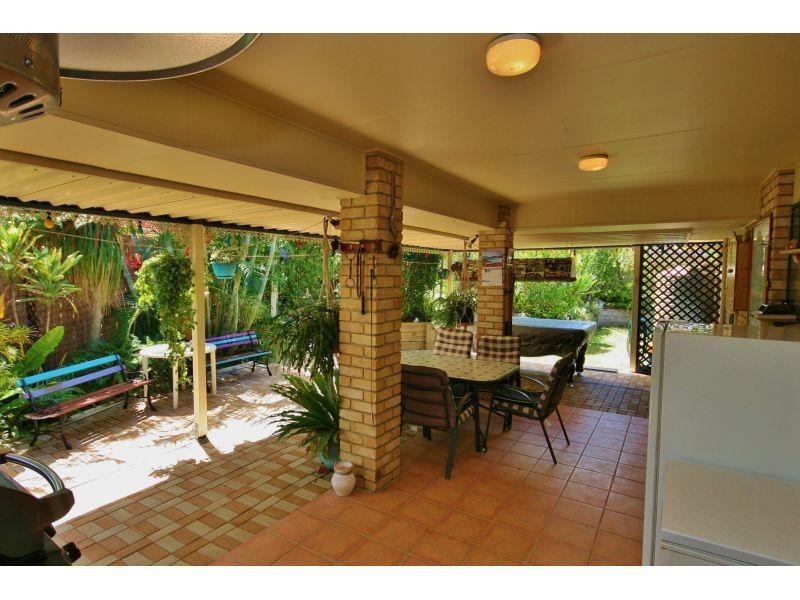3 Inverary Court, Southside QLD 4570