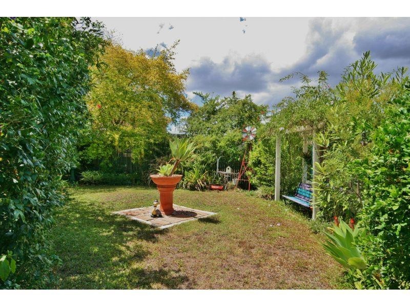 3 Inverary Court, Southside QLD 4570