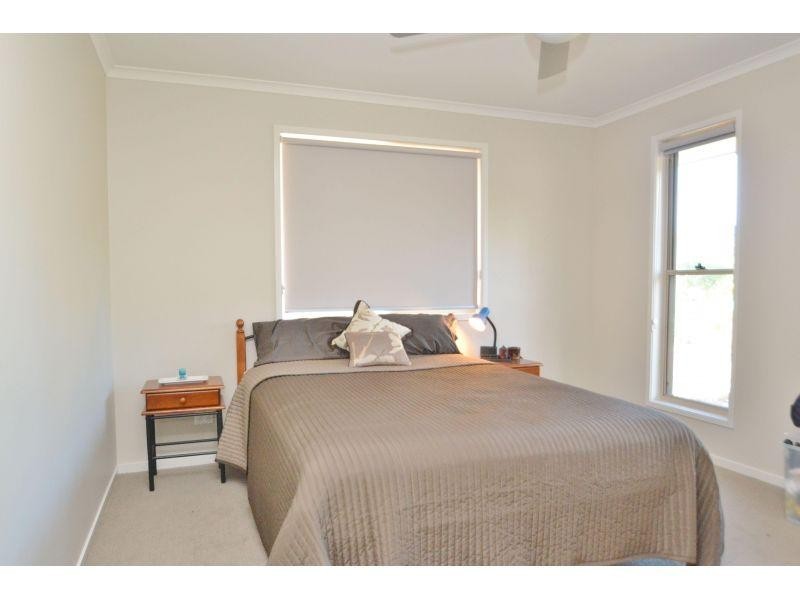 20  Eucalyptus Avenue, Southside QLD 4570