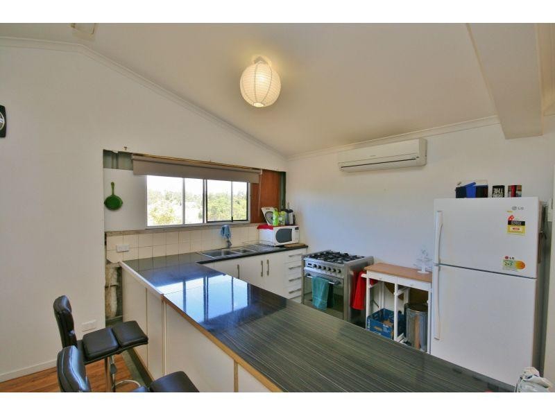 21 Mataranka Road, Veteran QLD 4570