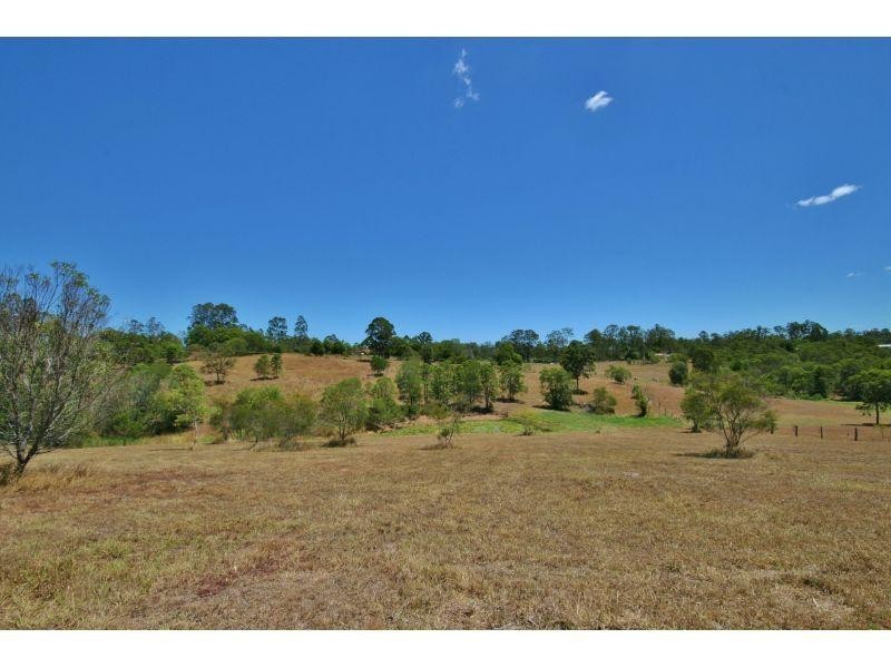 21 Mataranka Road, Veteran QLD 4570