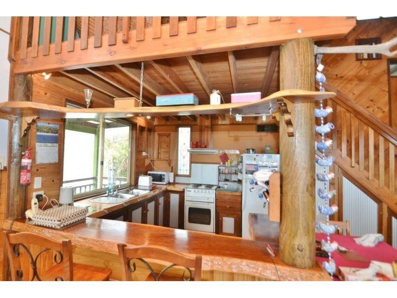 183 Robinson Road, Calico Creek QLD 4570