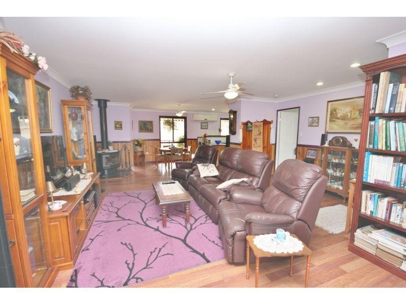 16 Elsom Court, Curra QLD 4570