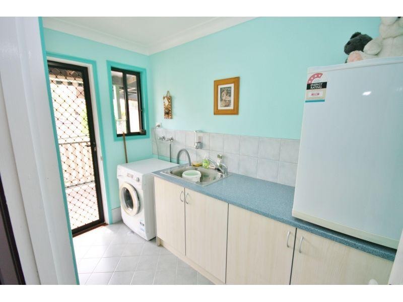 16 Elsom Court, Curra QLD 4570