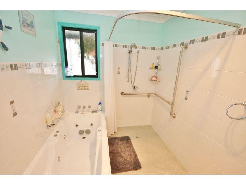 16 Elsom Court, Curra QLD 4570