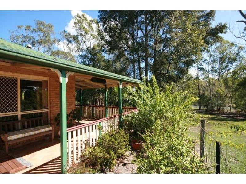 2 Harmony Court, Cooroibah QLD 4565