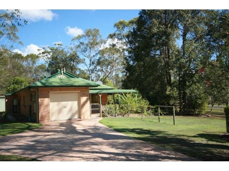 2 Harmony Court, Cooroibah QLD 4565