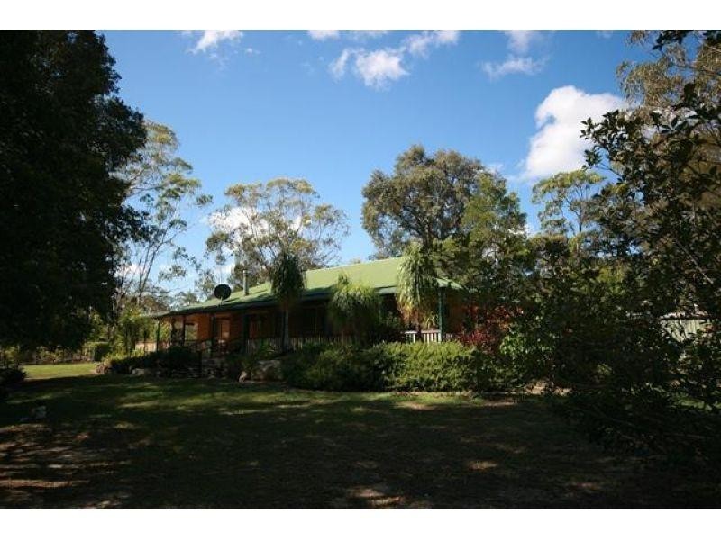 2 Harmony Court, Cooroibah QLD 4565