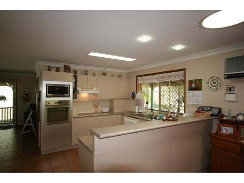 2 Harmony Court, Cooroibah QLD 4565