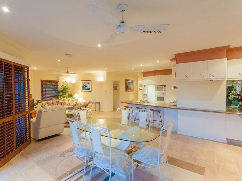 11/169 Gympie Terrace, Noosaville QLD 4566