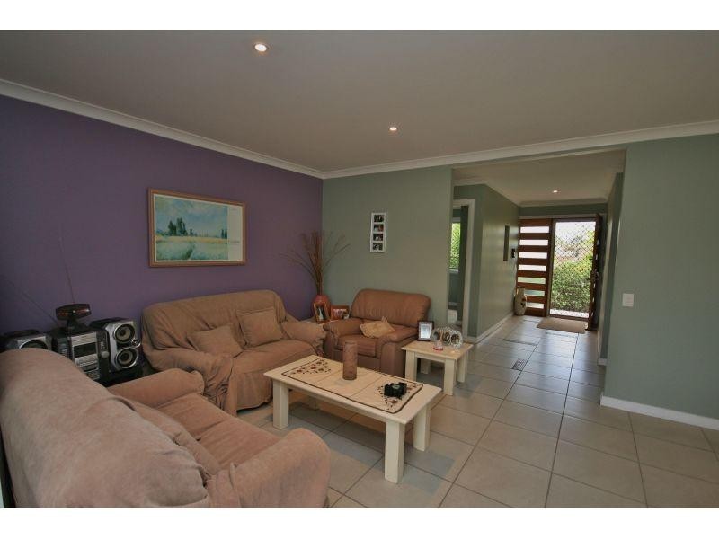 10 Bethongabel Court, Southside QLD 4570