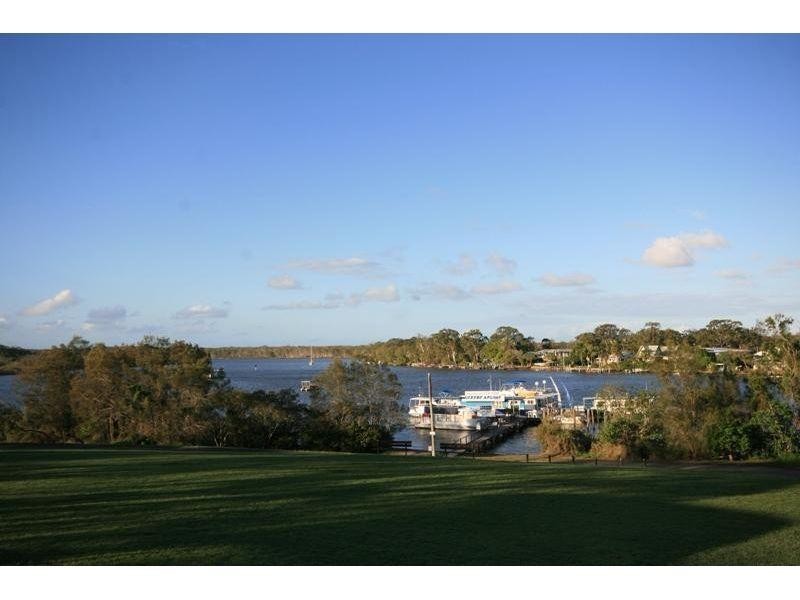 4/10  Doonella Street, Tewantin QLD 4565