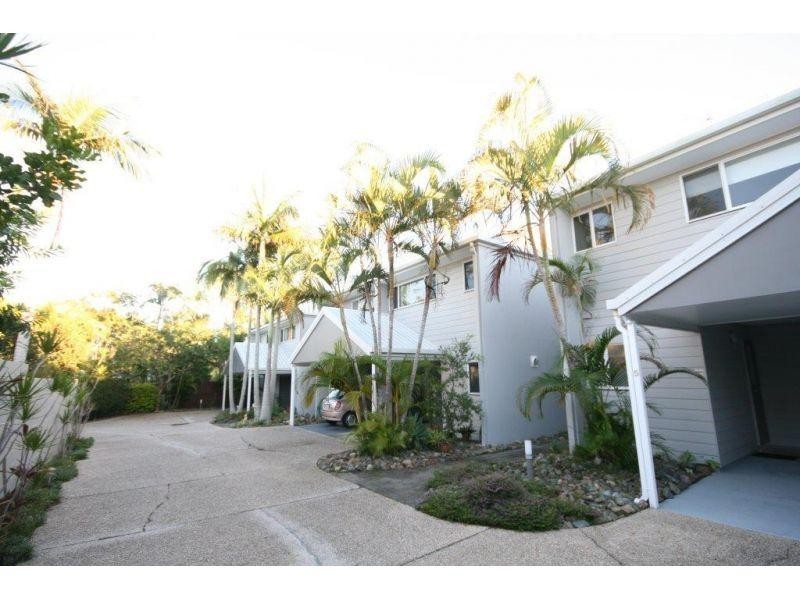 4/10  Doonella Street, Tewantin QLD 4565