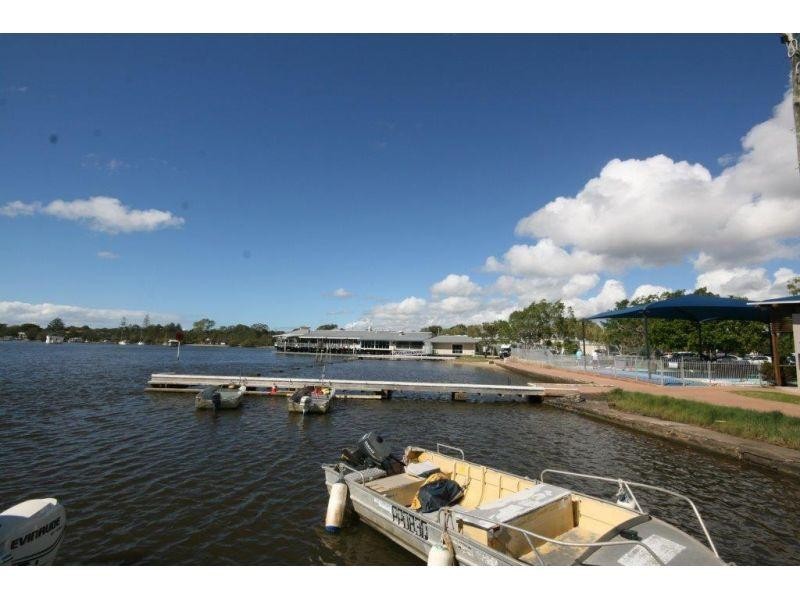 4/10  Doonella Street, Tewantin QLD 4565