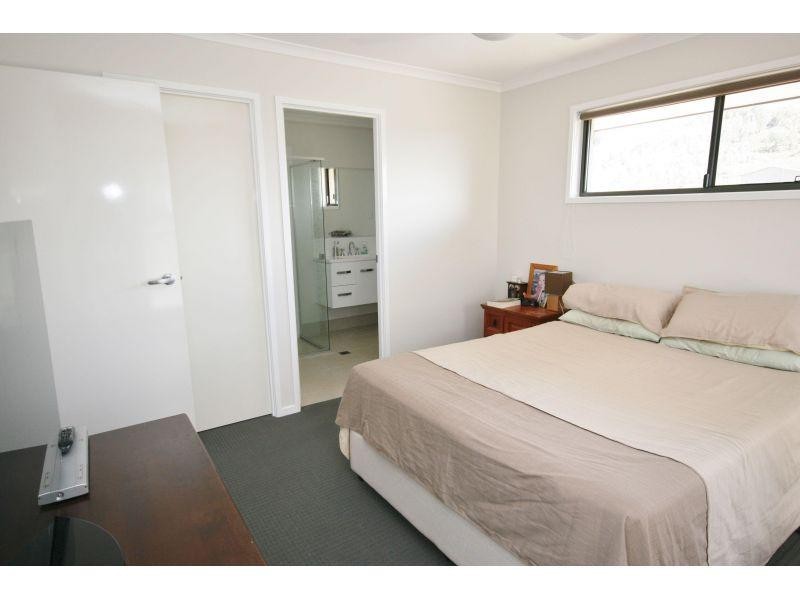 140 Irvine Road, Chatsworth QLD 4570