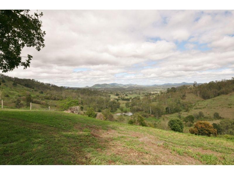 140 Irvine Road, Chatsworth QLD 4570