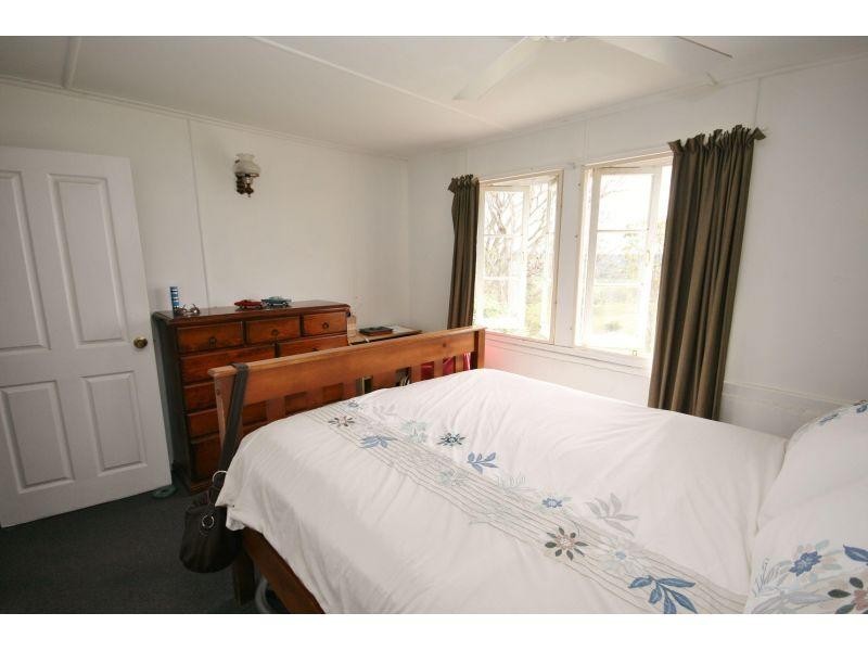 140 Irvine Road, Chatsworth QLD 4570