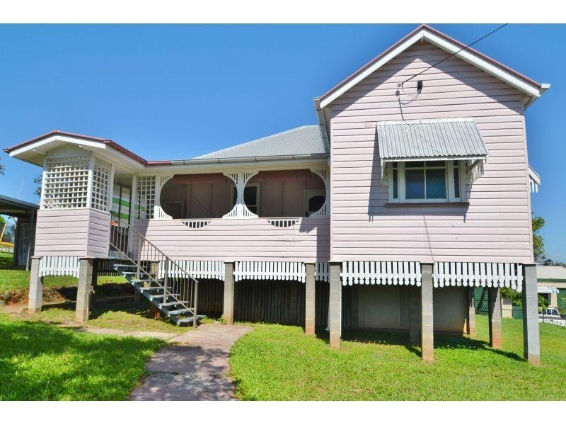 5 Red Hill Road, Gympie QLD 4570