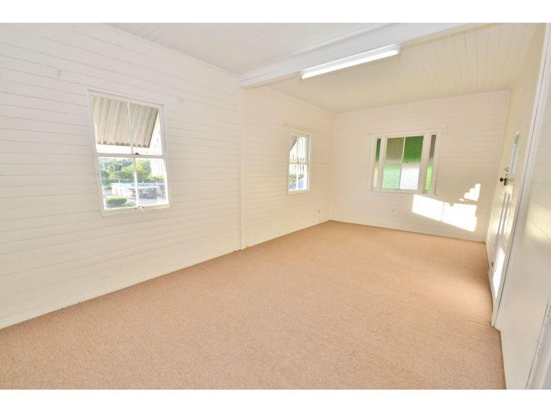 5 Red Hill Road, Gympie QLD 4570