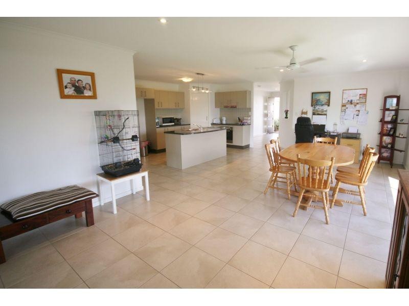 46 Directors Circuit, Jones Hill QLD 4570