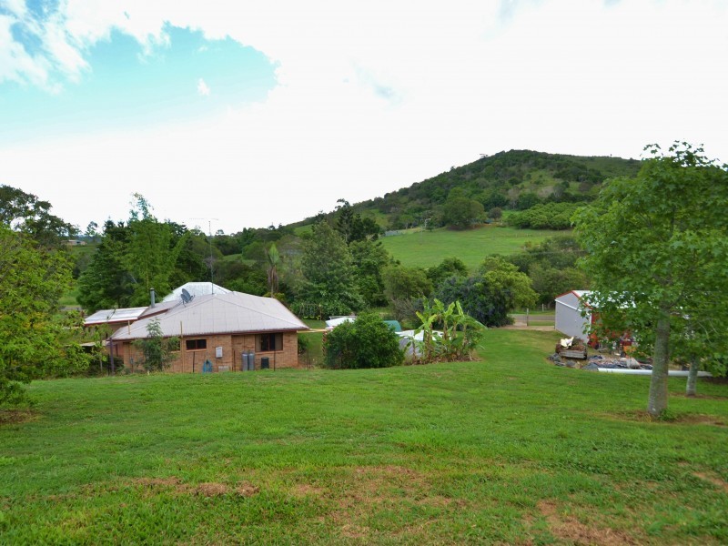 210 Allen Road, Chatsworth QLD 4570