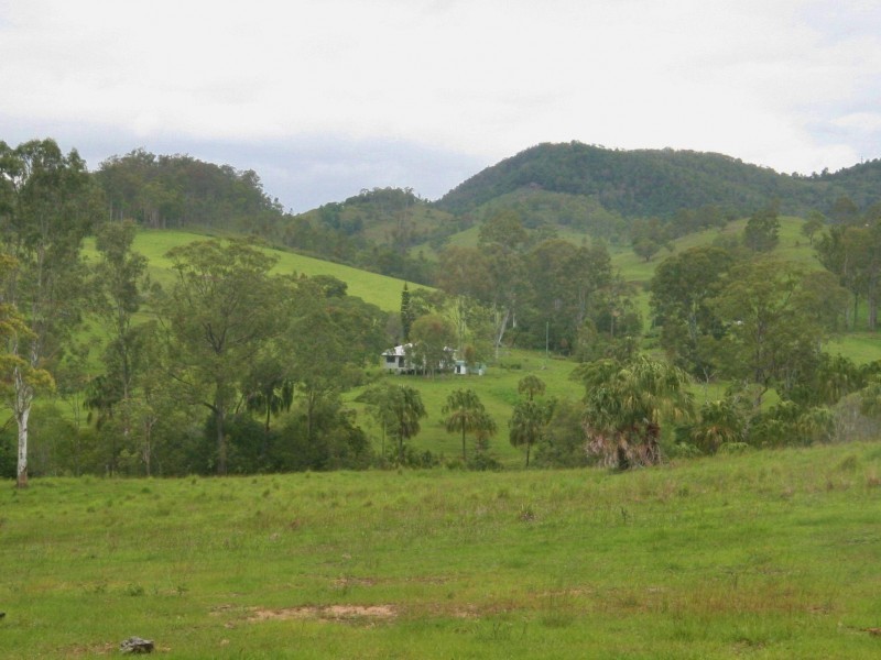 559 Rocks Road, Pie Creek QLD 4570