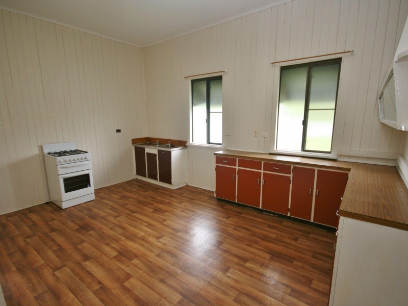 559 Rocks Road, Pie Creek QLD 4570