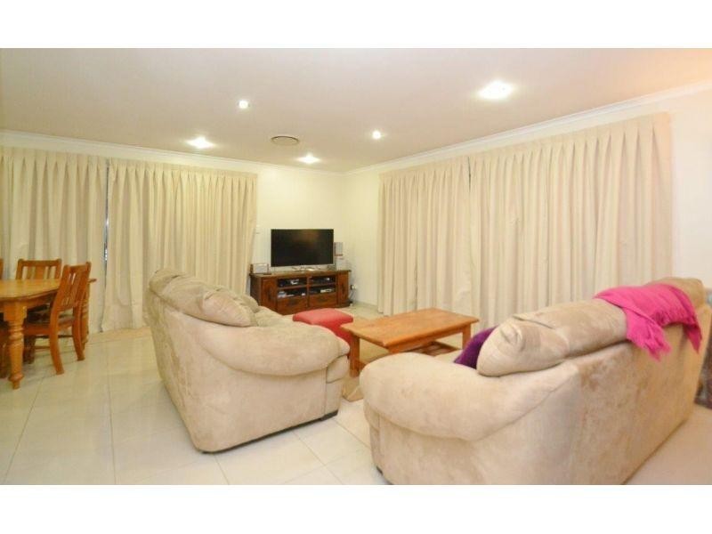 16 Heaviside Road, Neerdie QLD 4570