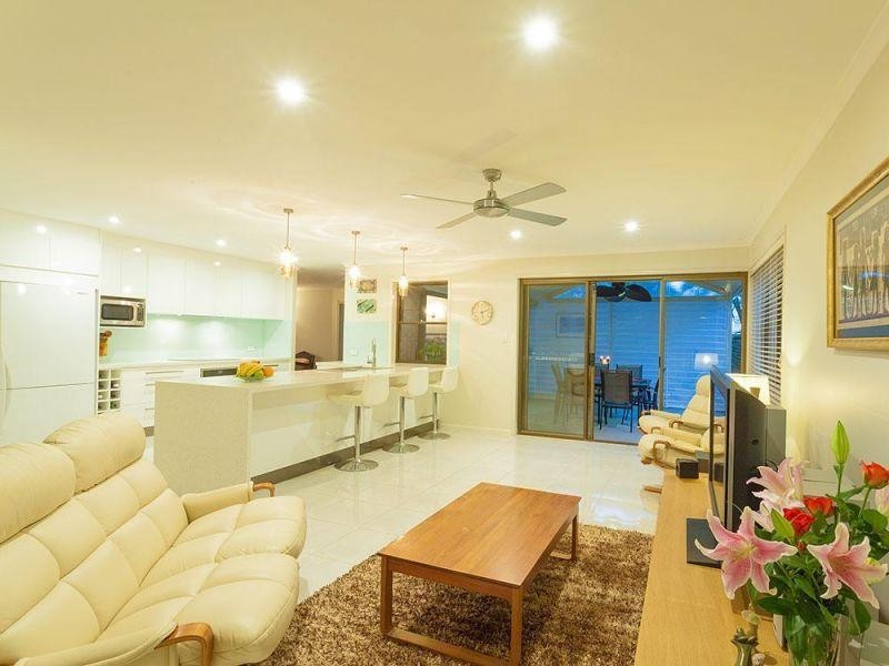 10 Buchanan Cres, Tewantin QLD 4565