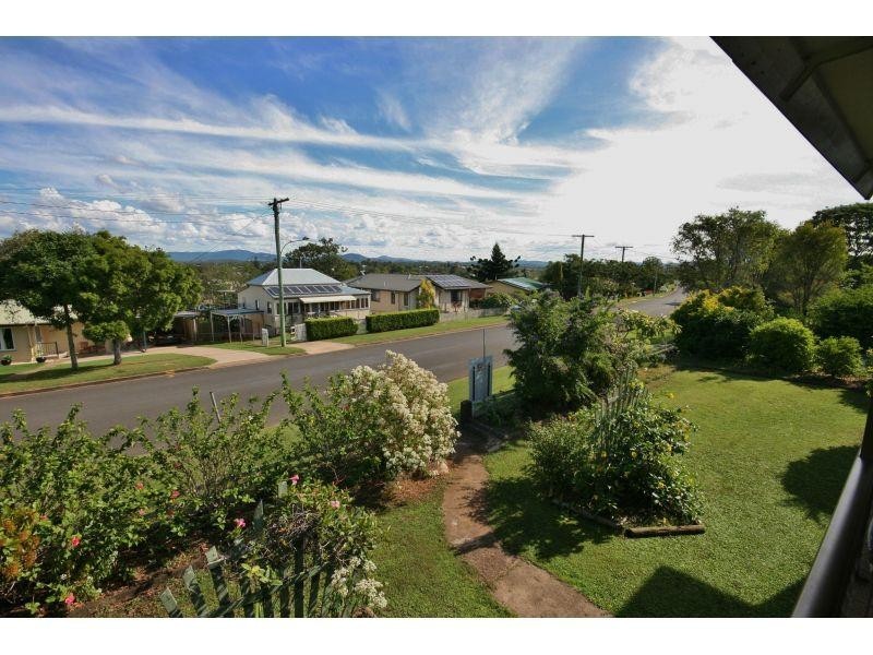 76  Noosa Road, Monkland QLD 4570
