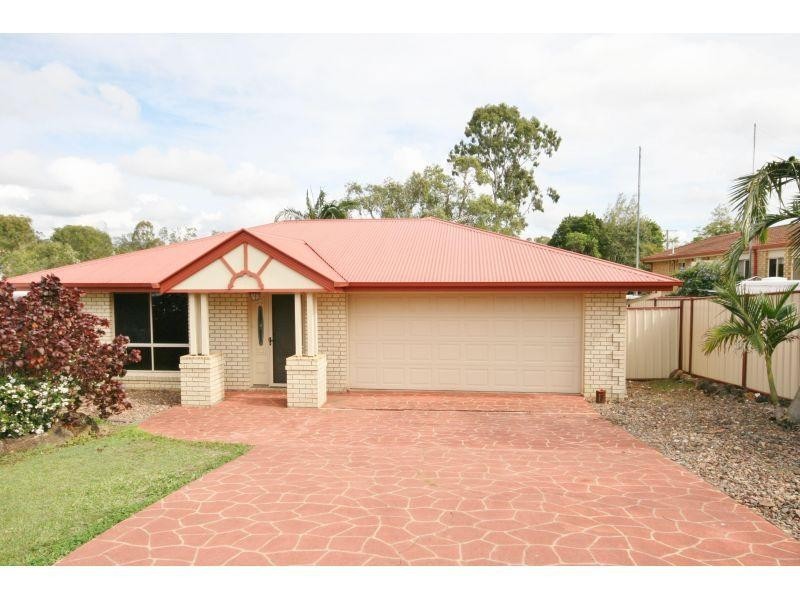 4 Magnolia Court, Southside QLD 4570