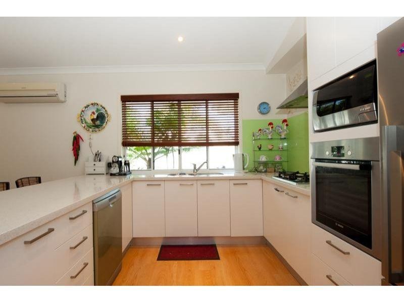 2 Waterside Court, Noosa Waters QLD 4566