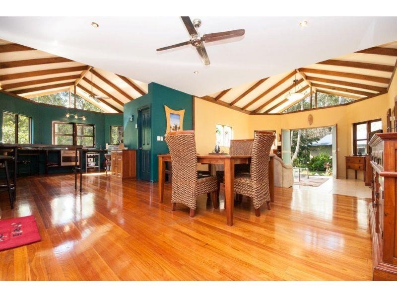 61 Carriage Way, Cooroibah QLD 4565