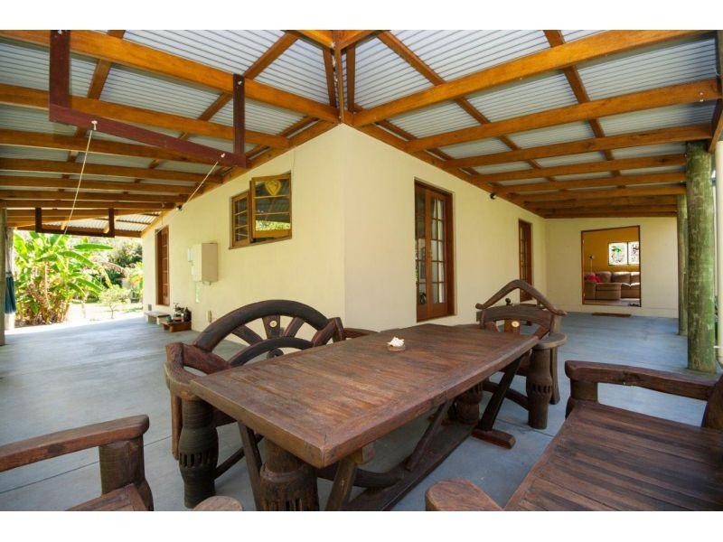 61 Carriage Way, Cooroibah QLD 4565