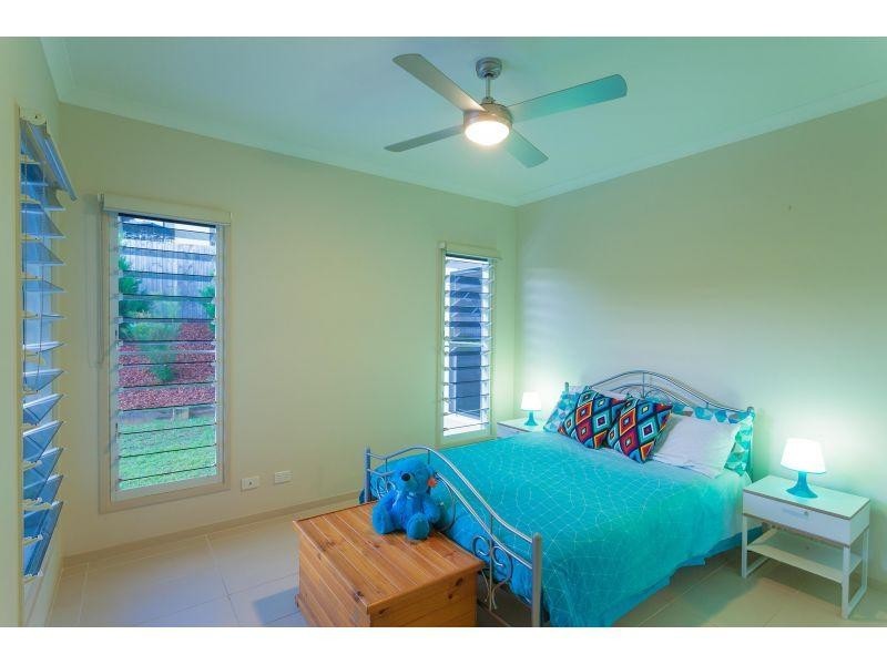 11 Friarbird Place, Pomona QLD 4568