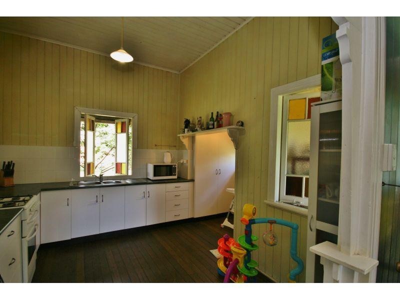 6 Chatsworth Road, Gympie QLD 4570