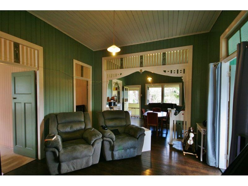 6 Chatsworth Road, Gympie QLD 4570