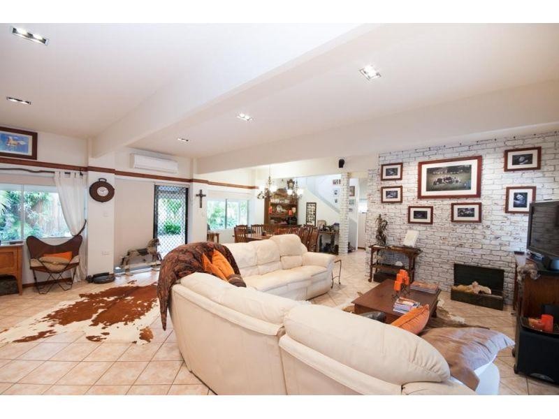 15 Yatama Place, Cooroibah QLD 4565