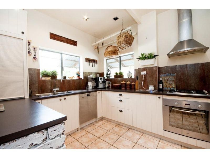 15 Yatama Place, Cooroibah QLD 4565