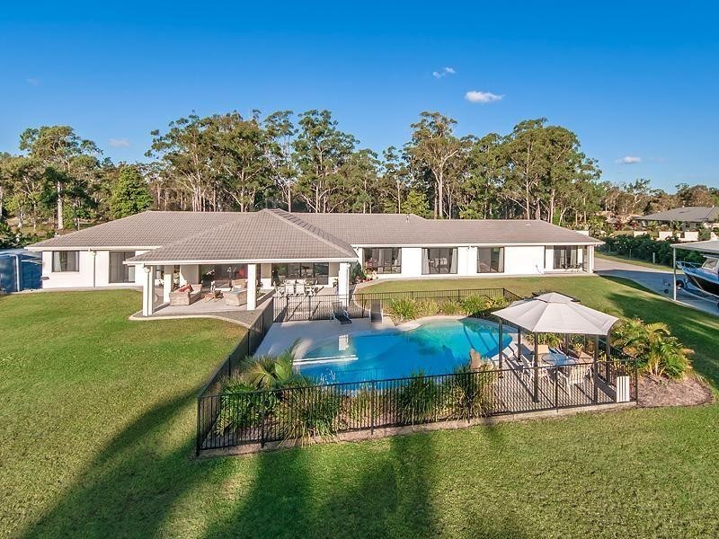 105 Devonstone Dve, Cooroibah QLD 4565