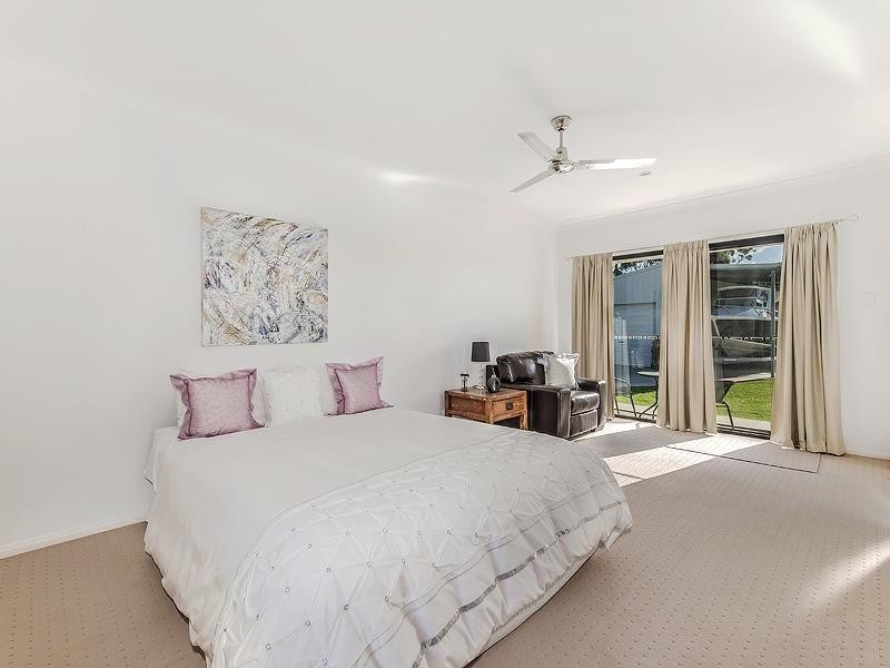 105 Devonstone Dve, Cooroibah QLD 4565