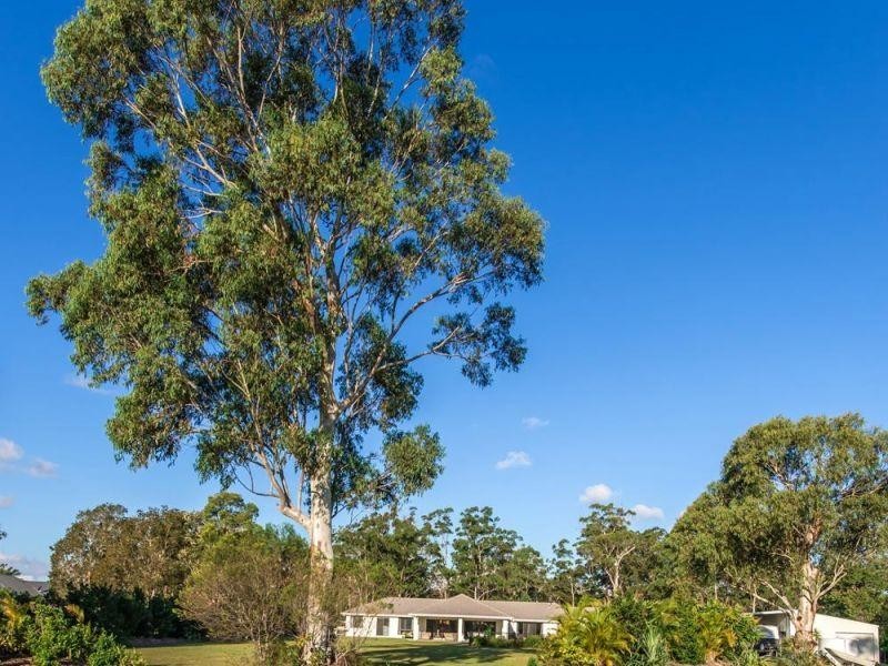 105 Devonstone Dve, Cooroibah QLD 4565