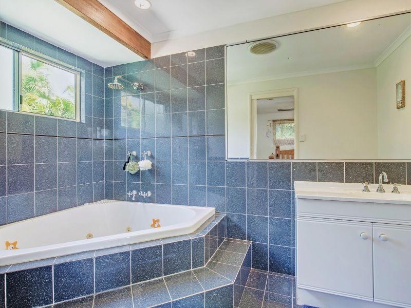 13 Jacaranda Place, Tewantin QLD 4565