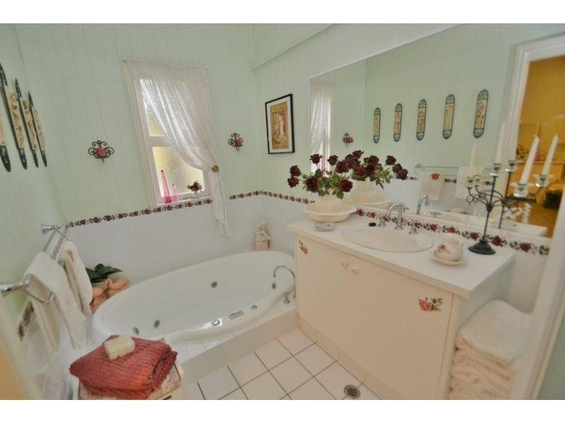 32 Hilton Road, Gympie QLD 4570