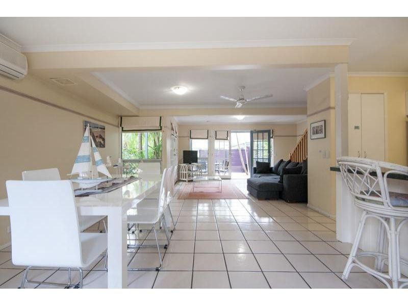 32 / 12 Robert Street, Noosaville QLD 4566