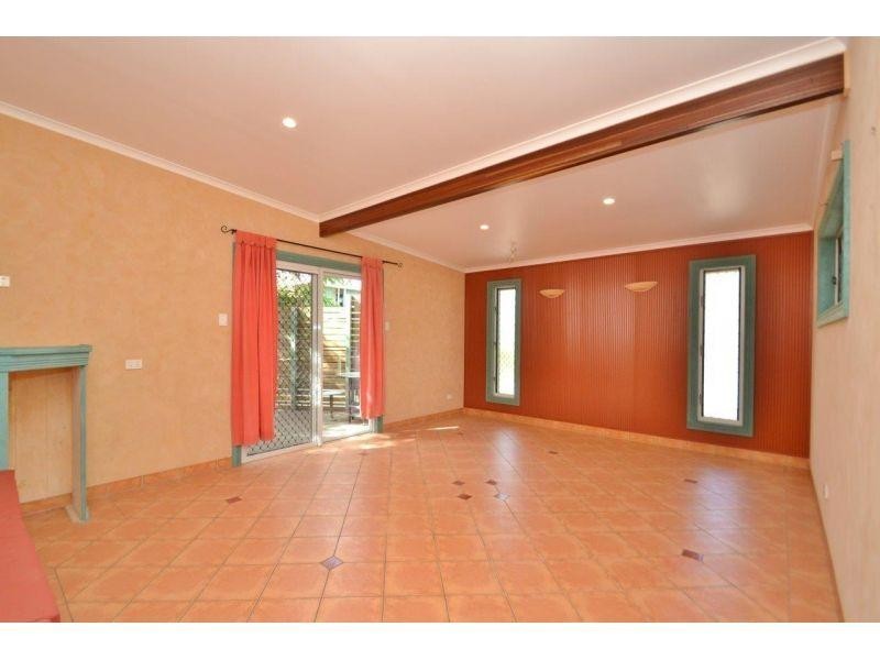 10 Parsons Road, Gympie QLD 4570