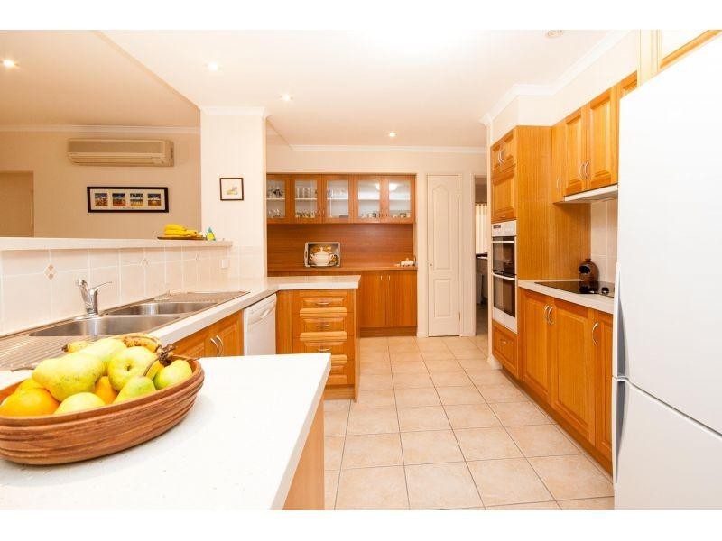 3 Iluka Link, Noosaville QLD 4566